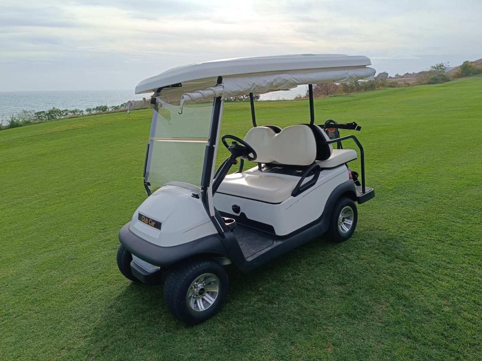 Thracian Cliffs голф Kavarna